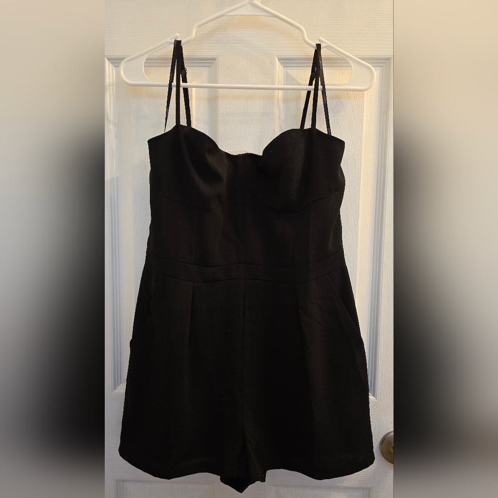 Forever 21 Black Strapless Romper with Spaghetti Straps